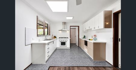 Family Home! - Photo 4