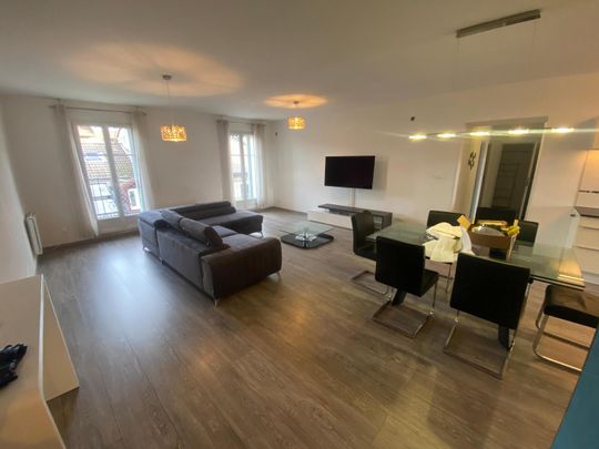 Location Appartement 5 pièces 116m² EVIAN LES BAINS 74500 - Photo 1