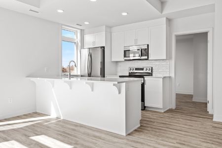 3 Bedale Drive - 204 - Photo 3