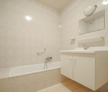 Goed gelegen appartement in centrum Sint-Eloois-Winkel - Foto 5