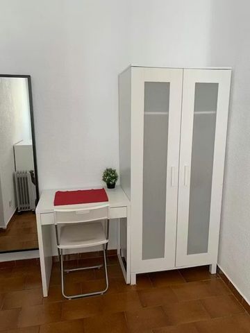 Calle de Fernández de los Ríos, Madrid, Community of Madrid 28015 - Photo 3