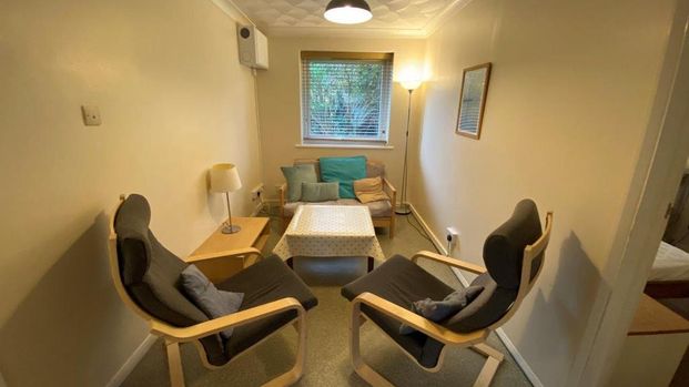 3 bedroom flat to rent - Photo 1