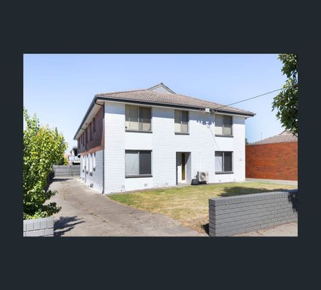 5/62 McPherson Street, Essendon, Vic 3040 - Photo 4