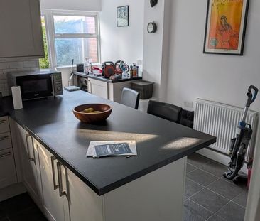 Room in a Shared House, Wakefield St, N18 - Photo 4