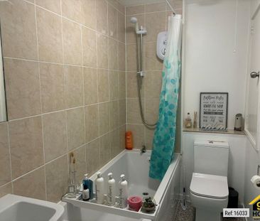 2 bed Semi-detached in Ash Road Kingsteignton, Torquay, TQ12 3SX - Photo 2