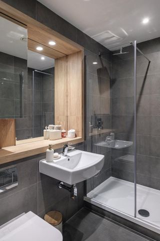3 bedroom flat to rent - Photo 5