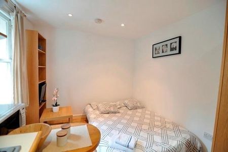 Flat 03 Fairholme Road, West Kensington W14 9JZ - Photo 3