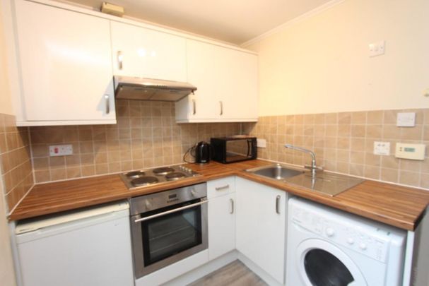 1 bedroom flat to rent - Photo 1