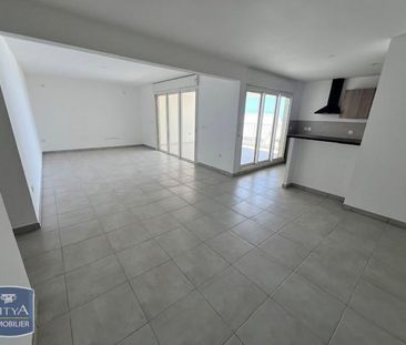 Location Appartement 4 pièces 115m² STE CLOTILDE 97490 - Photo 3