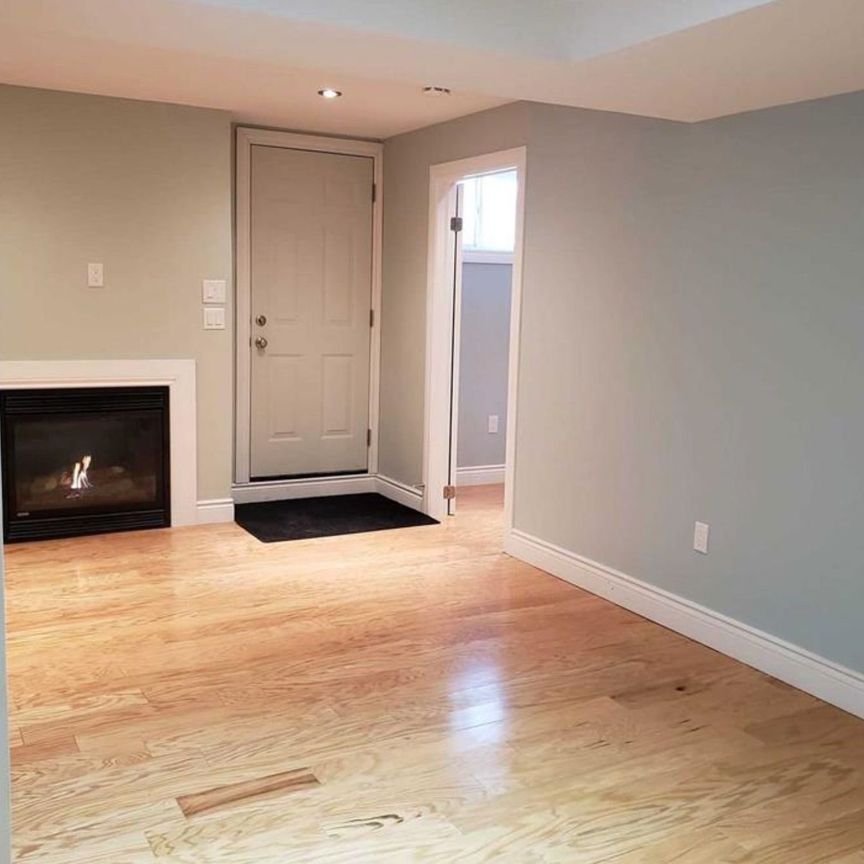 For Lease - 58 Spadara Drive, Hamilton, Ontario - Photo 1