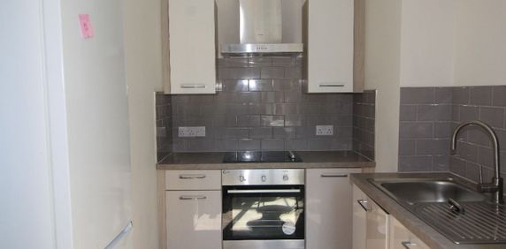 Winckley Square, Flat 02, PRESTON, Lancashire PR1 3JQ - Photo 2