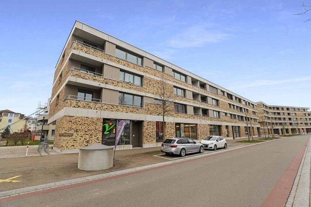 Cet appartement simple dans le centre de Gossauer vous attend - Photo 1