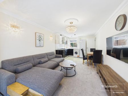 3 bedroom apartment to rent - Photo 2