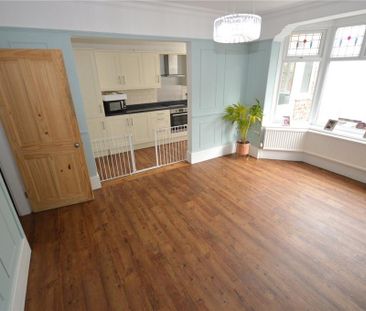 5 bedroom semi-detached house to rent - Photo 2