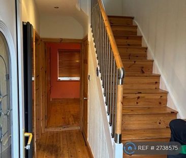 3 bedroom semi-detached house to rent - Photo 4