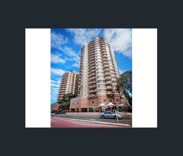 Spacious North-East facing 1bedroom apartment - Newly Refurbished &... - Photo 2