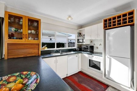 96 Argyle Street, Hawera - Photo 3