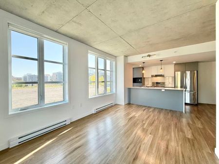 5200 Boul. Henri Bourassa O. Montréal (Saint-Laurent), QC H4R - Photo 4