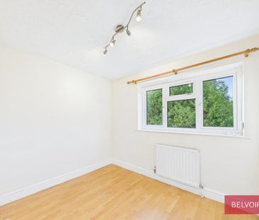 2 bedroom semi-detached house to rent - Photo 4