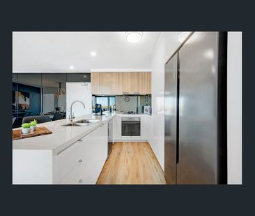 1209/65 Varsity Parade, Varsity Lakes, Qld 4227 - Photo 1