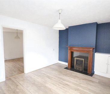 2 bedroom end of terrace house to rent - Photo 5