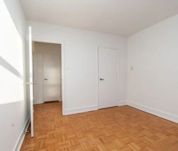 263-265 Dixon Rd — 1 Bedroom - unit 606 - Photo 1