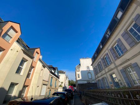 A Louer. Libre immédiatement. Quimper, Centre Ville, Appartement T2 Rénové. - Photo 5