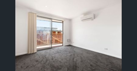 Enjoy Low-Maintenance Living - Photo 5