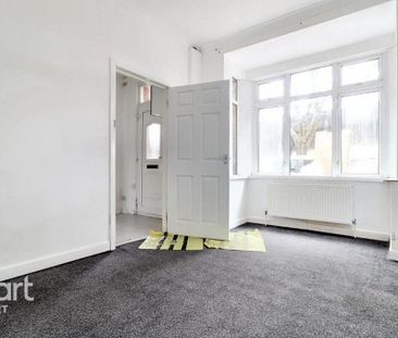 4 bedroom terraced house to rent - Photo 1