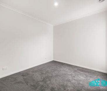 Contemporary Comfort in the Heart of Mt Atkinson - Photo 3