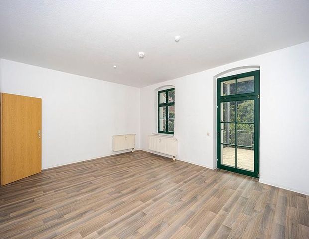 Zentrale Lage, mit Balkon - Foto 1