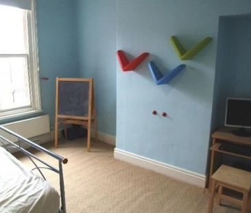 Lorraine Avenue, Fulwood, Preston - Photo 3