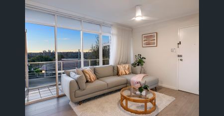 Charming renovated lifestyle apartment - Photo 2