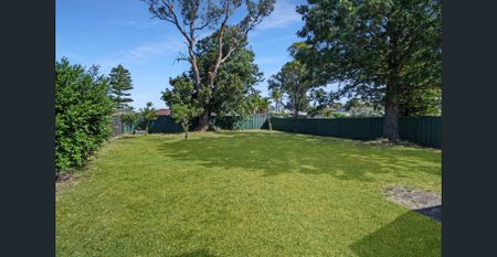 Comfortable Living in a Convenient Location - Photo 3