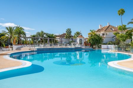 Alquiler de piso en Urbanización Monte Paraíso, 8 - Photo 3