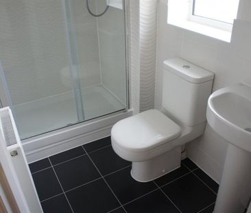 3 bedroom House To Let - Photo 6