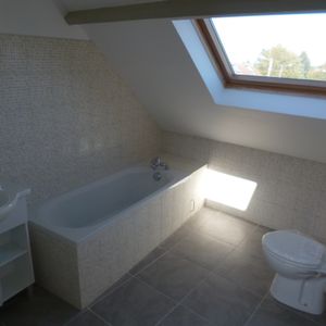 À louer – Appartement en duplex à Auchy-les-Minest le secteur. - Photo 3