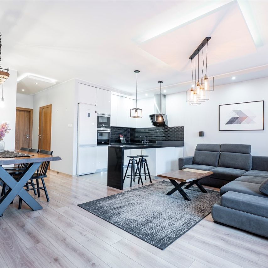 Łódź, Górna, Rzgowska - Photo 1