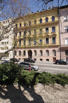 Kiadó felújított lakás - Budapest I. kerület - Fotó 1