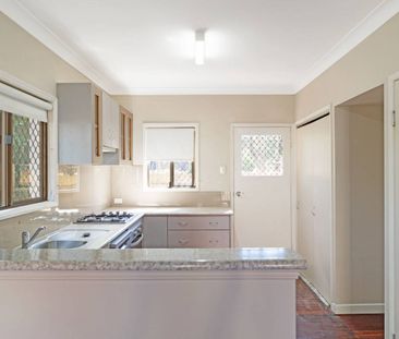 Inner City Townhouse - Excellent Location - Photo 4