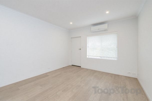 Stunning Apartment in Prime Location - Photo 1
