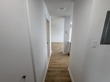 6070 Boulevard Joseph-Renaud apartment — Montréal, QC (2-Bedroom) - 2 Bedroom - Photo 3