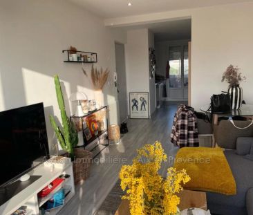 Location appartement rénové, Aix-en-Provence - Photo 1