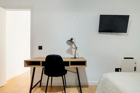 Passeig de Gràcia, Barcelona, Catalonia 08008 - Photo 2