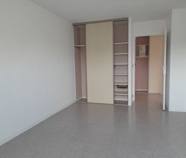 Location Appartement 2 pièces 62m² ST OMER 62500 - Photo 4
