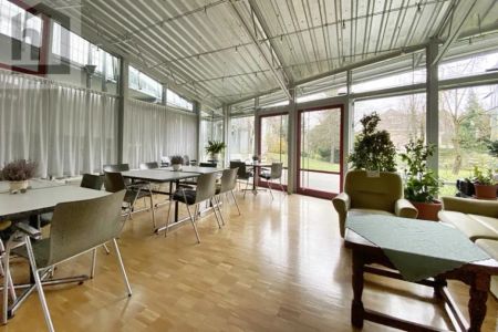 Attraktive 2-Zimmer-Wohnung mit großem Balkon in "exklusiver Wohnanlage 55+" - Foto 3