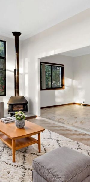 Family Home on 651m² – Space, Character & Convenience - Photo 1
