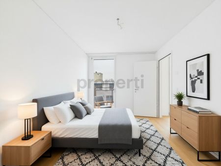 Modern 3.5-room apartment with balcony, Basel - Photo 2