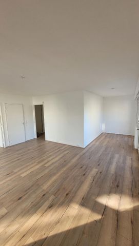 Appartement Paris 2 pièces 53.32 m2 avec terrasse - Photo 3