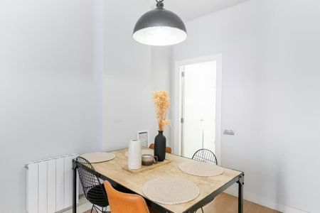 Plaça del Duc de Medinaceli, Barcelona, Catalonia 08002 - Photo 4